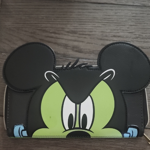 Disney Loungefly Black and Green Frakenstein Mickey Mouse Cosplay Wallet - Picture 1 of 5